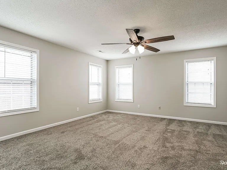 3320 Dairy Point Dr — Photo 13