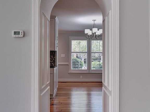 2nd image of 242 N Boundary St