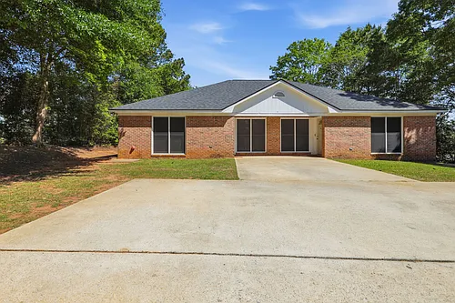 1402 Catherine Dr #A Photo 1
