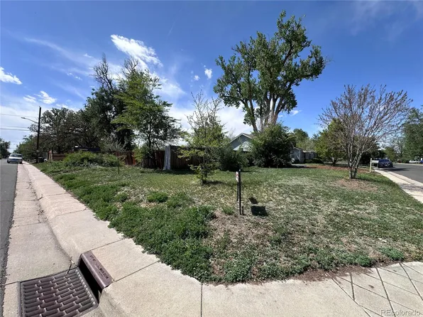 1201 Xanthia Street, Denver, CO 80220
