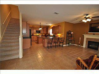 5th image of 9394 Laurel Hill Dr