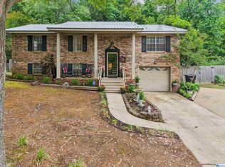507 Hillcrest Rd, Adamsville, AL 35005