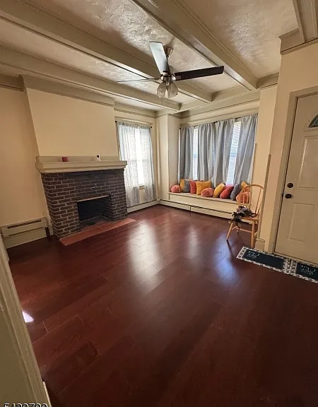 284 Seymour Ave — Photo 6
