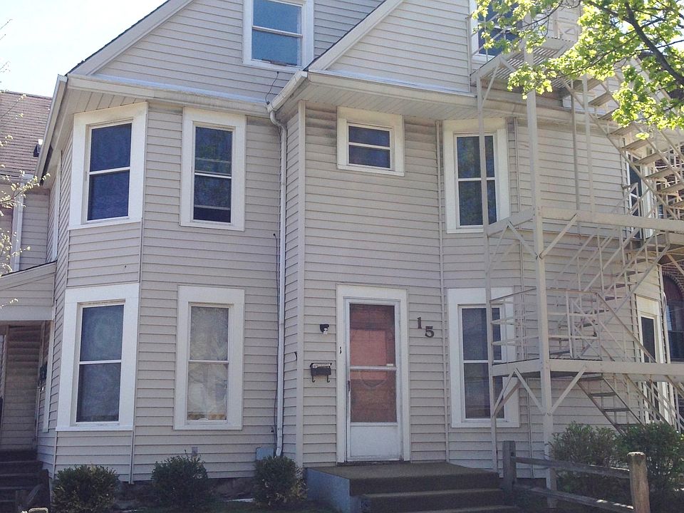 1st image of 15 S Walnut St APT 1