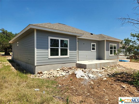 2nd image of 2762 Candlelight Dr