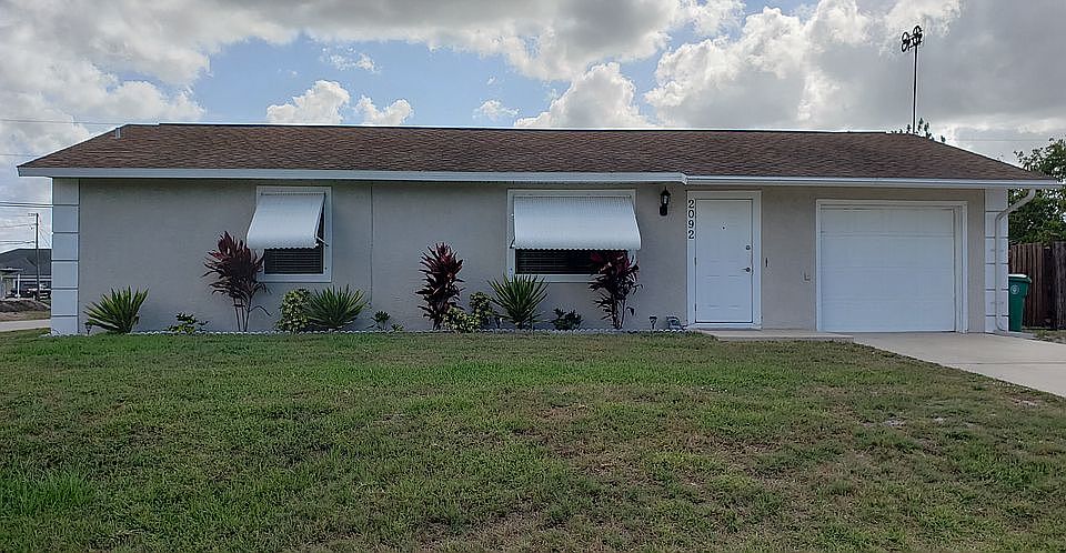 1st image of 2092 SW Cameo Blvd