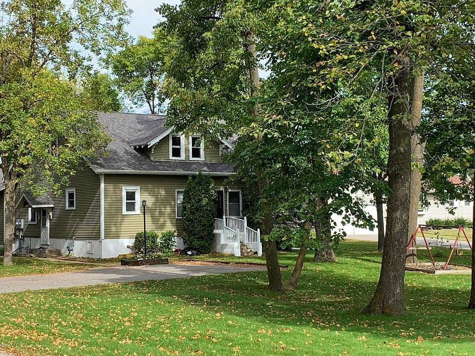 1st image of 600 Three Havens Dr NE