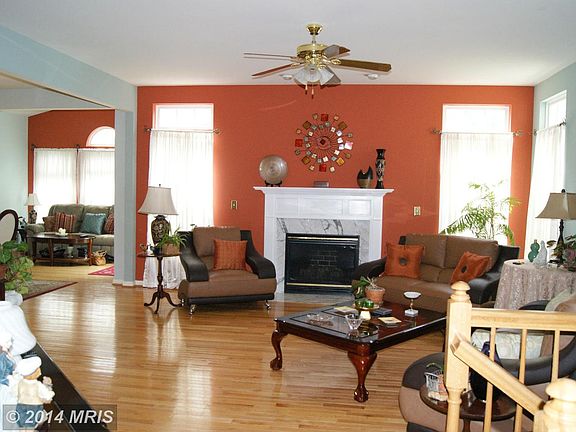 4th image of 8825 Carpenters Hall Dr