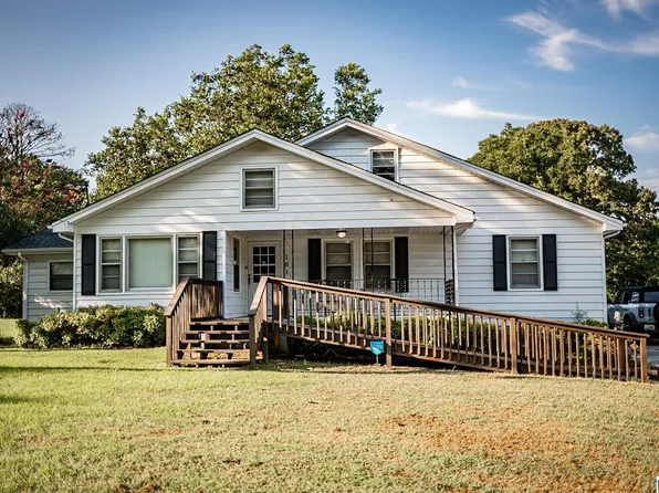 101 Howle Rd, Oxford, AL 36203