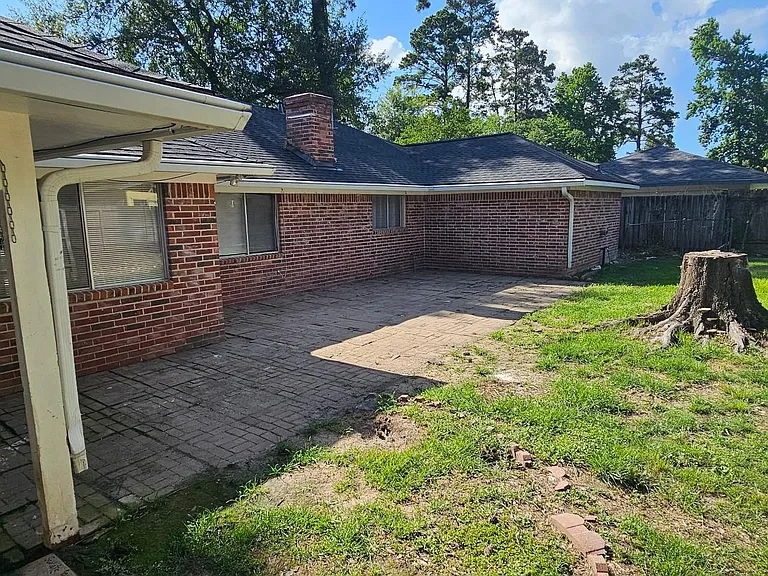 25602 Oakhurst Dr — Photo 33