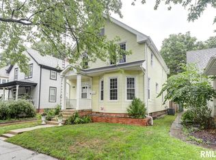 834 S Douglas Ave, Springfield, IL 62704