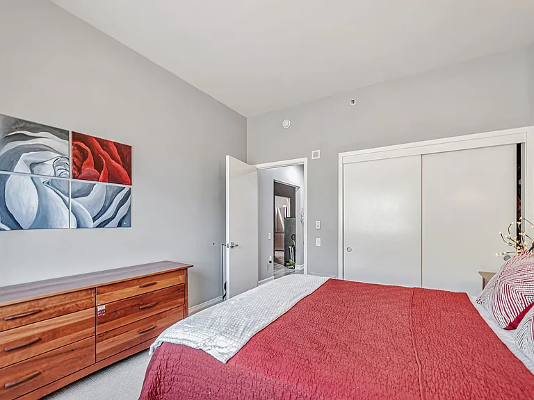 1 Mandalay Pl #1808 — Photo 14