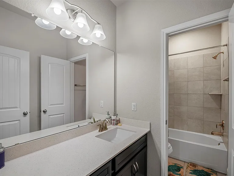 18606 Rock Quarry Trl — Photo 29
