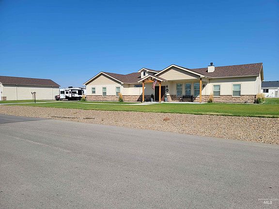 2nd image of 4505 NW Purple Sage Cir