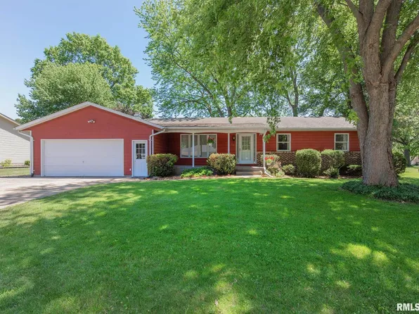720 Bluebird Ct, Geneseo, IL 61254
