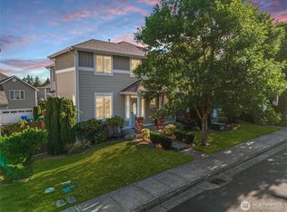 721 26th Ave SW, Puyallup, WA 98373
