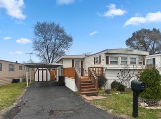 127 Nasa Cir, Round Lake, IL 60073