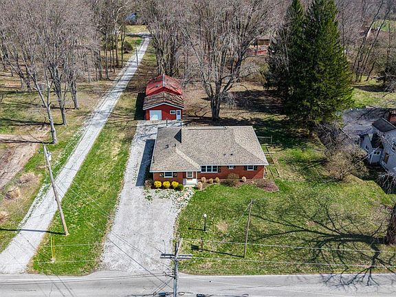 2nd image of 8340 Maineville Rd