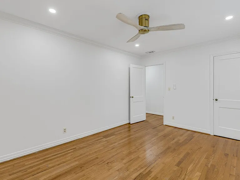 605 University Rdg #1B — Photo 7
