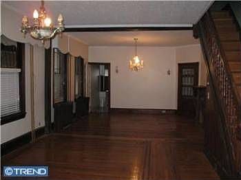 1st image of 218 W Coulter St