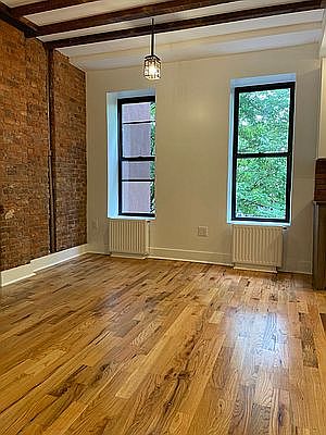 4th image of 714 Quincy St #7
