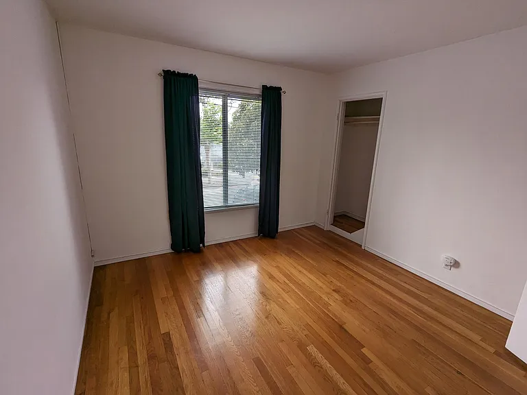 905 Dwight Way — Photo 6