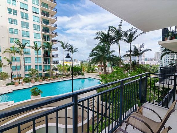 2nd image of 600 W Las Olas #904-S