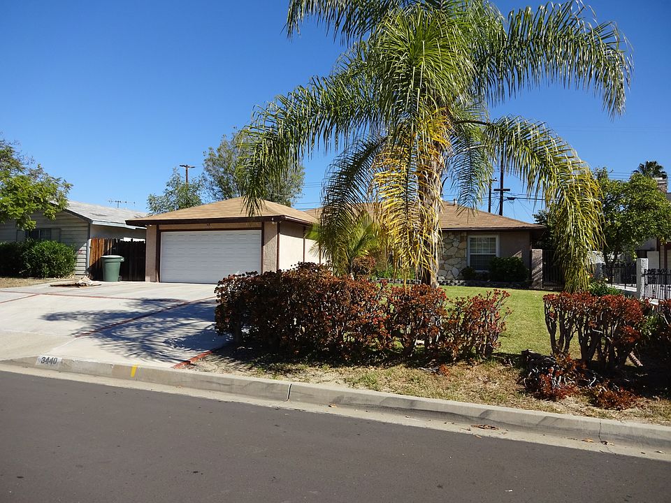 1st image of 3440 S Gauntlet Dr
