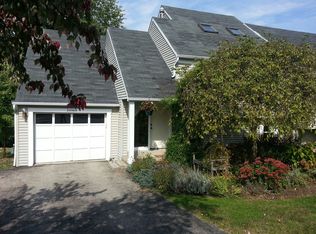 2556B Pheasant Run Dr, Wexford, PA 15090