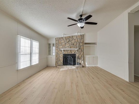 5th image of 14407 Stone Hollow Rd