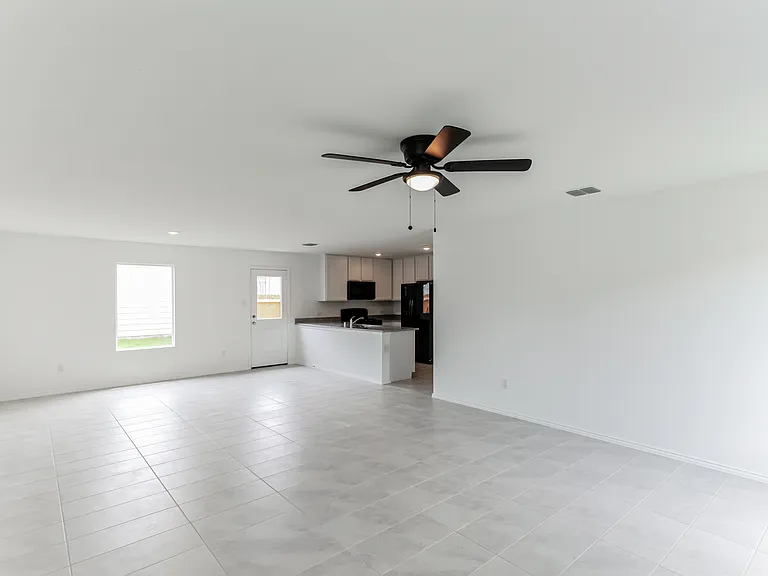 9781 Skyhawk Ave — Photo 6
