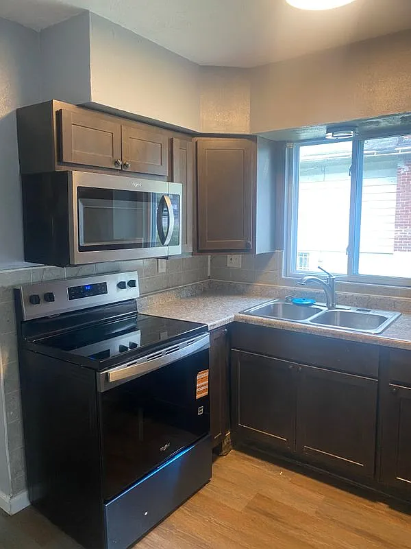 1 bed, 1.0 bath, 640 sqft, $700 — Photo 4