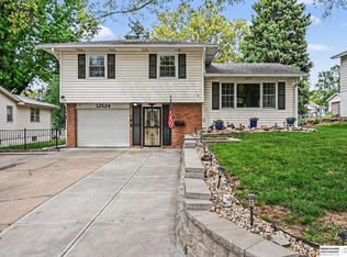 12624 O St, Omaha, NE 68137