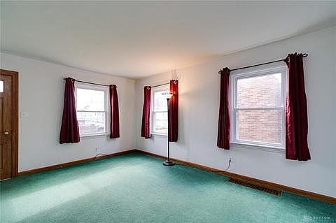 5th image of 2901 Revere Ave