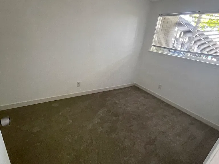 270 E Main St #A — Photo 5