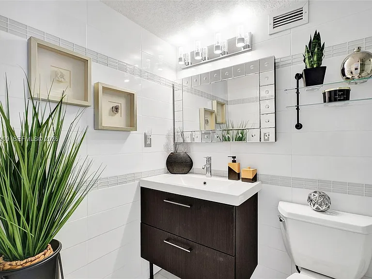 2501 S Ocean Dr #1212 — Photo 18