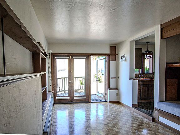 Front room looking onto the deck