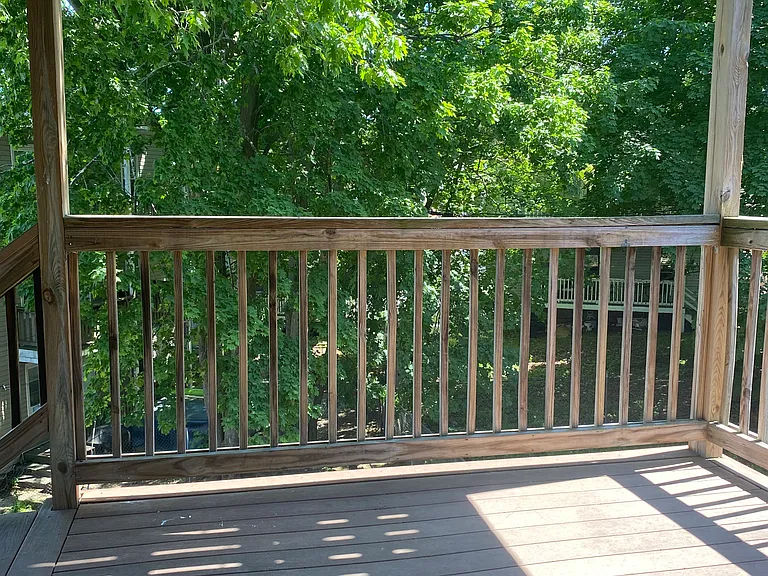 Private Balcony / Back Porch