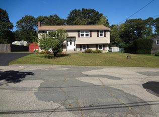 64 Maplewood Cir, Brockton, MA 02302