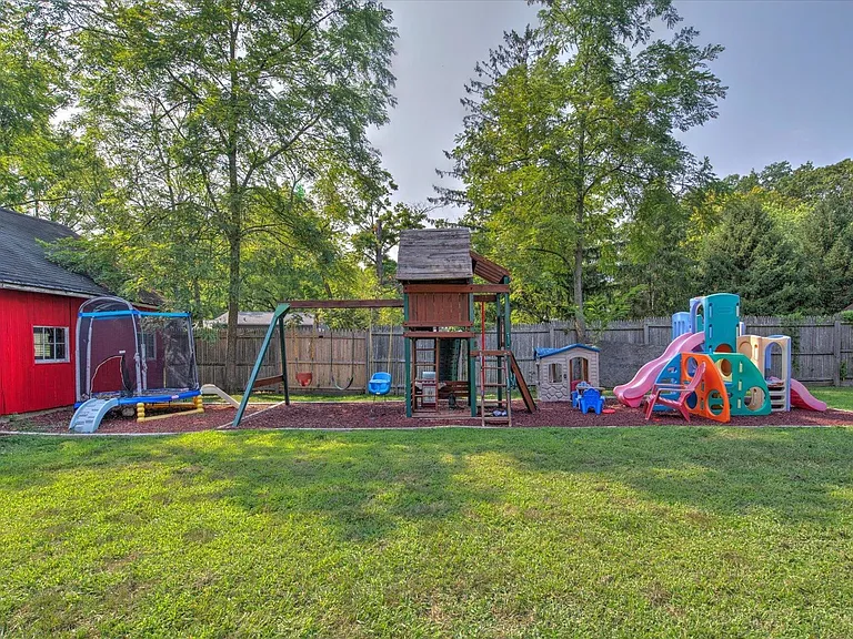 286 Whitesville Rd — Photo 8