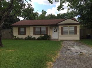126 E Forrest Ln, Deer Park, TX 77536