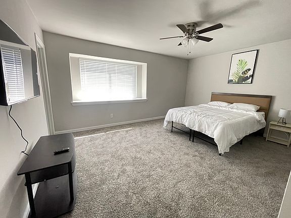 3rd image of 17 E Creek Dr #85