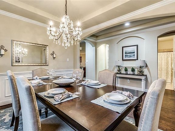 5th image of 1424 Corrara Dr