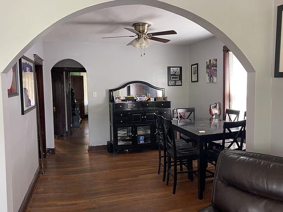 5th image of 5067 Winona Ave #1