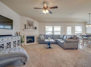 1429 Mesa Crest Dr, Fort Worth, TX 76052