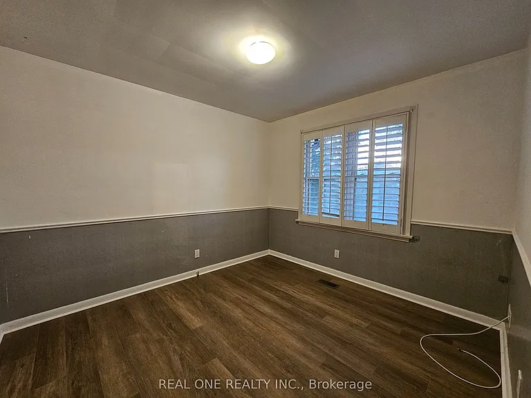 6 Fairhill Cres — Photo 13