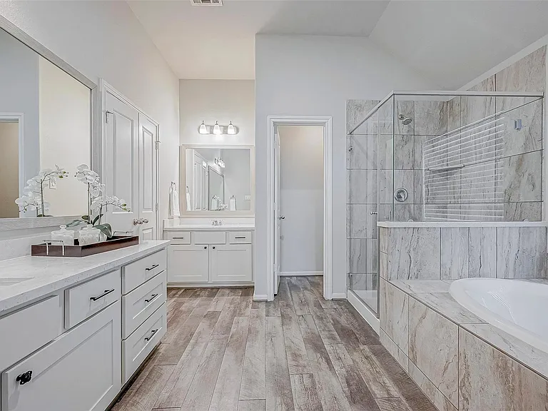 31118 Gulf Cypress Ln — Photo 15