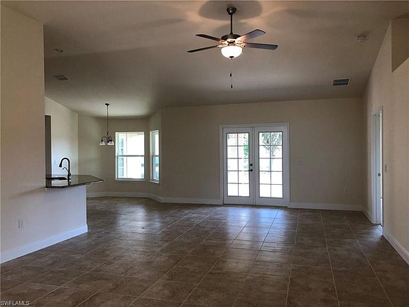 5th image of 4207 NE 21st Pl