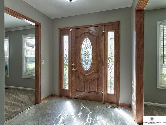 4th image of 13974 Ames Ave