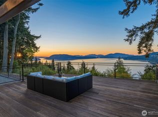 4101 Edith Point Rd, Anacortes, WA 98221